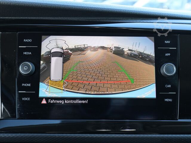 Minibus VW T6.1 Multivan Gen Six 2,0 l TDI DSG STANDHZ.