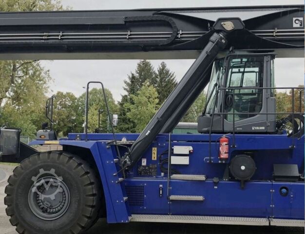 Slagač s punim dosegom spremnika Kalmar DRG450-60S5