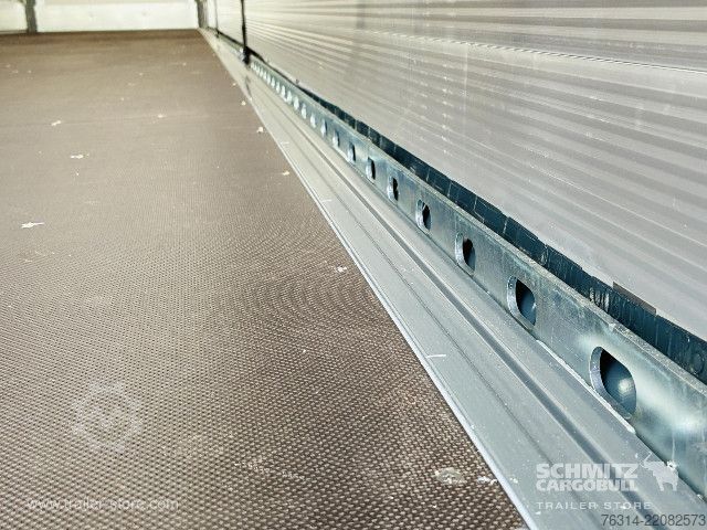 Otvorena poluprikolica sa ceradom Berger Curtainsider Standard Getränke