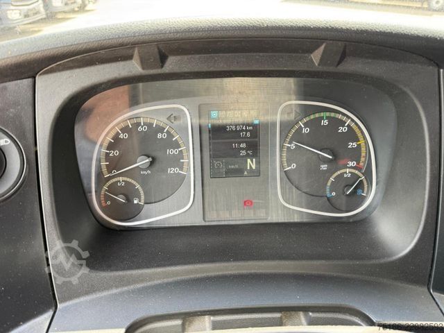 Sandučar kamion MERCEDES-BENZ ATEGO 1324 L Koffer 6,1 m LBW 1,5 T*Diff.-Sperre