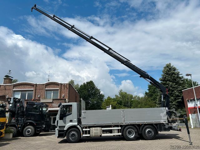 Lastbilmonteret kran IVECO Pritsche + HIAB HIDUO 228 Kran