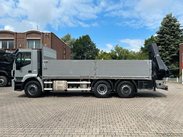 Lastbilmonteret kran IVECO Pritsche + HIAB HIDUO 228 Kran