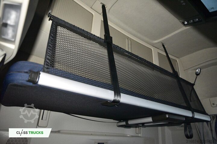 Unit traktor standar VOLVO FH 460 Globetrotter XL Varios i-Save