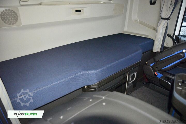 Unit traktor standar VOLVO FH 460 Globetrotter XL Varios i-Save