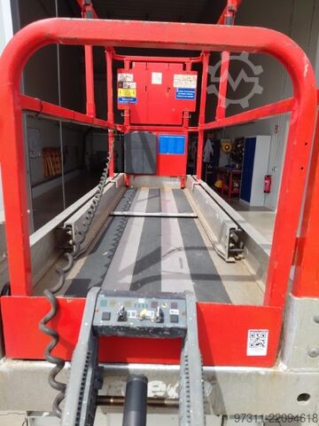 Sakse lift JLG 2630ES