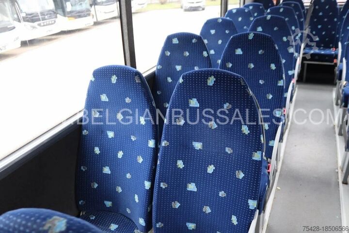 حافلة صغيرة Mercedes VARIO 813 / Euro 4