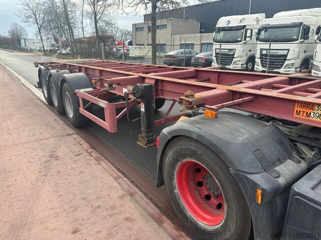 Container transportation LAG O-3-39L