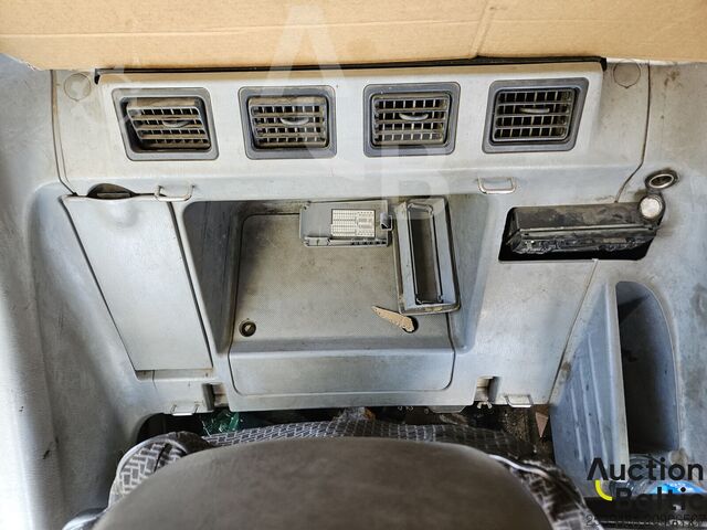 Pásový bager Komatsu PC240NLC-7K