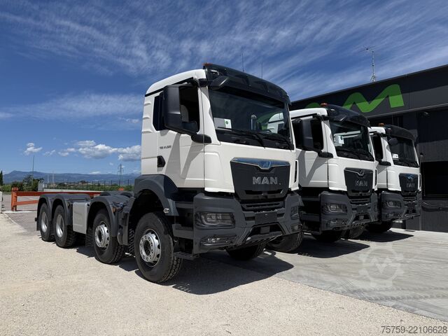 รถบรรทุกขนถ่ายตู้คอนเทนเนอร์แบบตะขอ (roll-off) MAN MAN 41.520 TGS 40Ton 8x4 EU6 Chassis
