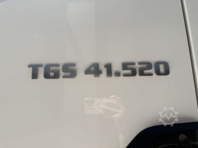 รถบรรทุกขนถ่ายตู้คอนเทนเนอร์แบบตะขอ (roll-off) MAN MAN 41.520 TGS 40Ton 8x4 EU6 Chassis