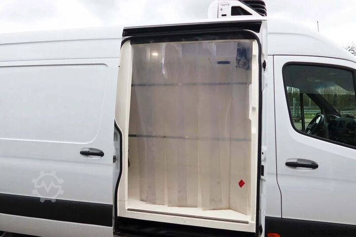 Mobil pendingin Mercedes-Benz Sprinter 317 CDI L3/H2 Multi temp, Verplaatsbar...