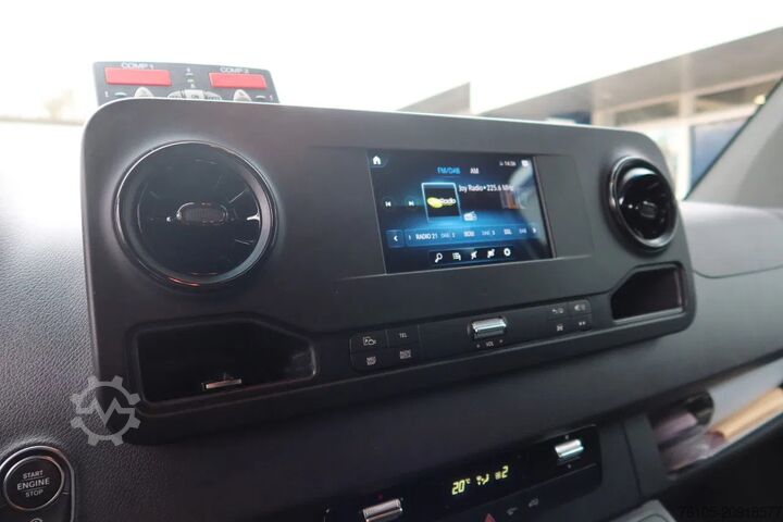 Mobil pendingin Mercedes-Benz Sprinter 317 CDI L3/H2 Multi temp, Verplaatsbar...