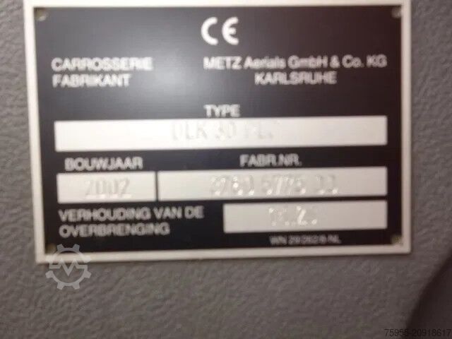 Véhicule de lutte contre les incendies DAF LF 55.250 METZ 30 meter