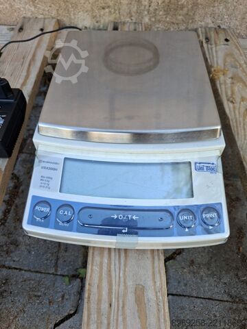 Precisieweegschaal Shimadzu UX4200H