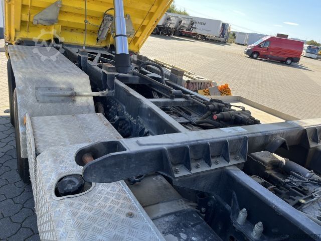 Þrístefnu veltibíll MAN TGS 28.480 6x4 4x4 Dreiseitenkipper Liftachse