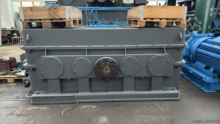 Enderezadora de chapa WMW Wildau UBR 32x2500