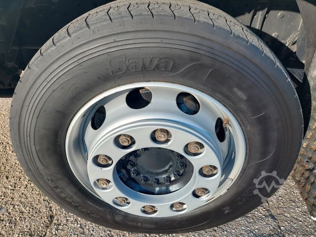 Jumbo nákladné auto MAN TGX 18.470 LL + Gniotpol G-4080 120 m3 Durchbar