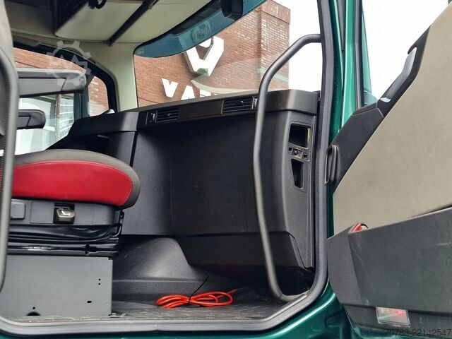 Standaard-SZM Volvo FH 13.460 Globetrotter 4x2 - ADR - Chassis cove...