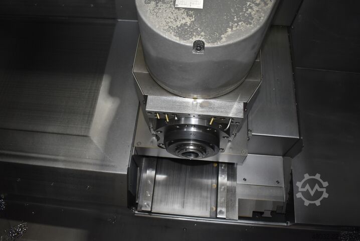 Centro de torneamento e fresagem CNC DMG GMX 200 linear
