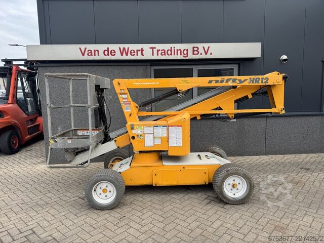 Niftylift Nifty HR12 NE Колінчастий підйомник 4x2 Електричний 2012 Робоча висота 12 м NIFTYLIFT HR12 NE Knikarmhoogwerker 4x2 Elektrisch 2012 12M werkhoogte