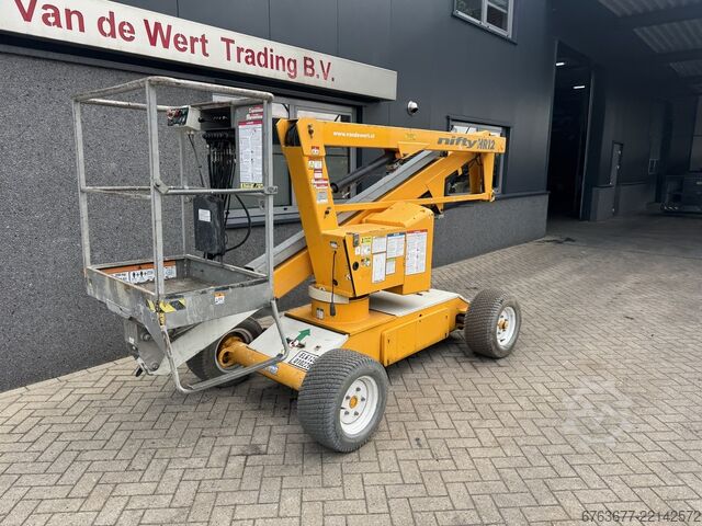 Niftylift Nifty HR12 NE Колінчастий підйомник 4x2 Електричний 2012 Робоча висота 12 м NIFTYLIFT HR12 NE Knikarmhoogwerker 4x2 Elektrisch 2012 12M werkhoogte
