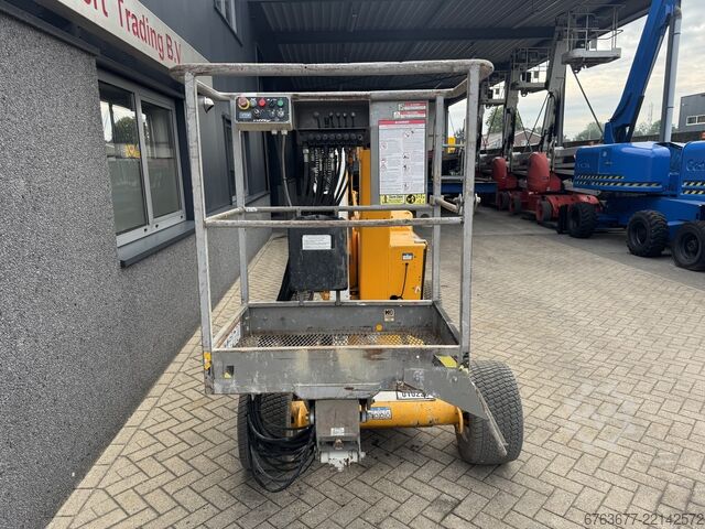 Niftylift Nifty HR12 NE Колінчастий підйомник 4x2 Електричний 2012 Робоча висота 12 м NIFTYLIFT HR12 NE Knikarmhoogwerker 4x2 Elektrisch 2012 12M werkhoogte