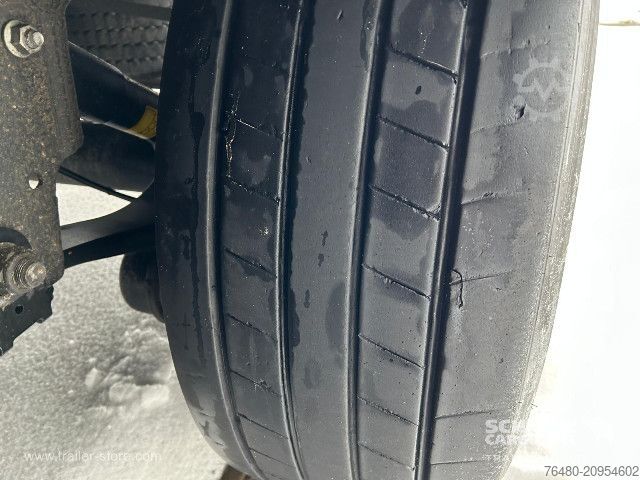 Külmikpoolhaagis Kögel Tiefkühlkoffer Blumen