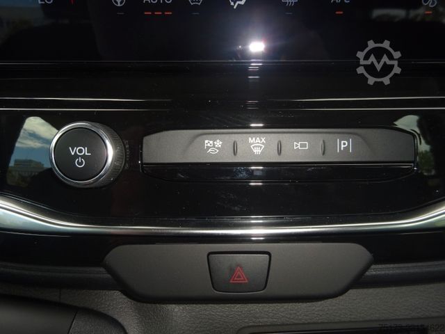 รถมินิบัส FORD Transit 350 L3H2 AT Trend BTW KMP Rampe Stndhz