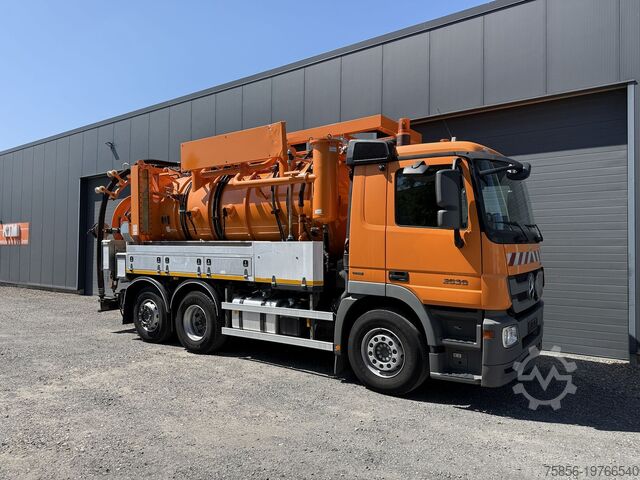 Autocarro di aspirazione e pressione Mercedes-Benz Actros 2536 6x2 NLA Kroll Kombi 10cbm