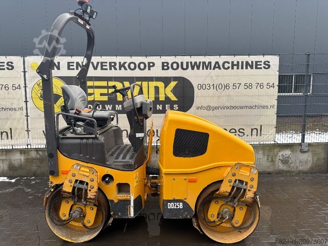 Tandemvals Volvo DD 25 B