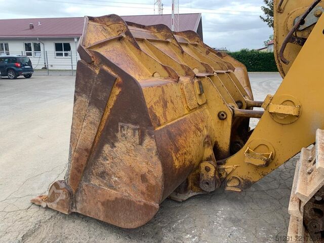 Pásový nakladač Caterpillar 973D