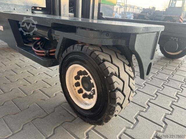 Wózek widłowy czterokierunkowy Combilift C5000 / 5500 mm / free lift