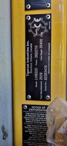 Diğer  Tigercat LH 822 D Forstmaschine