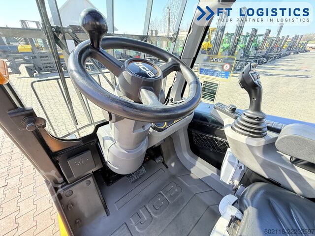 Teleskopski nakladalnik JCB TLT30D TELESCOPIC MAST DIESEL CABIN