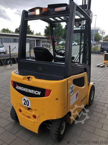 Električni – 4 kolesa Jungheinrich EFG 425K