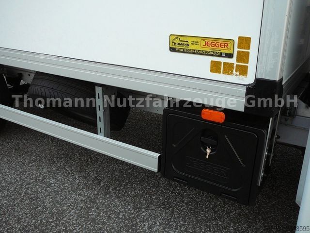 Furgão frigorífico MERCEDES-BENZ Sprinter 317 CDI Kühlkoffer Xarios 300 LBW