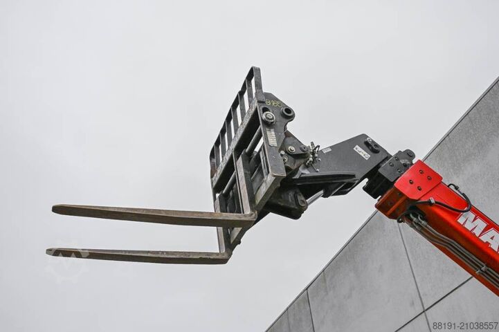 ładowarka teleskopowa Manitou MT 1030