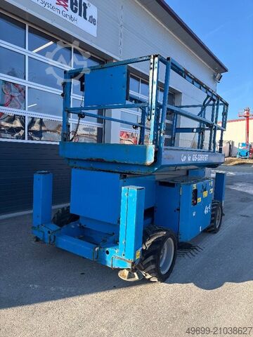 Elevador de tesoura Genie GS 3369 RT - 12m Diesel Scherenarbeitsbühne 4x4