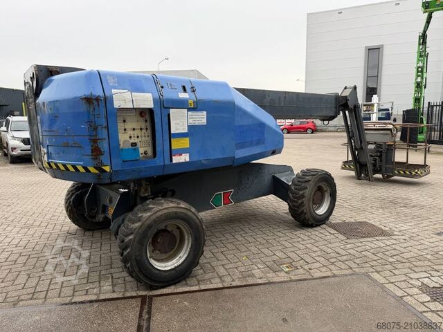 Plataforma telescópica Aichi SP14CJ