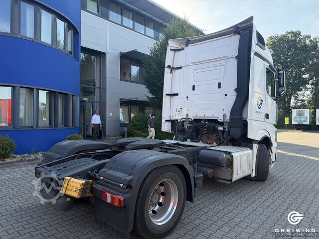 Đầu kéo tiêu chuẩn MERCEDES-BENZ ACTROS 1851 Gigaspace PTO Retarder Standklima
