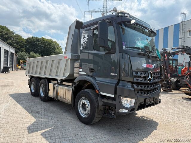 شاحنة قلابة MERCEDES-BENZ Arocs 2851 MP5 Retarder AHK