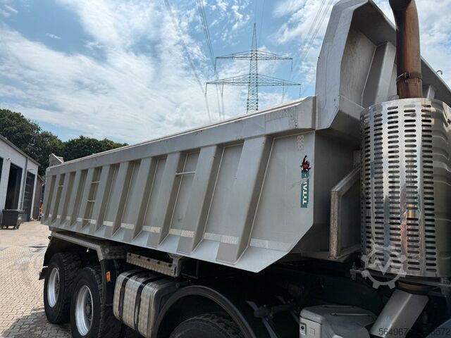 شاحنة قلابة VOLVO FMX460 per Bordmatic