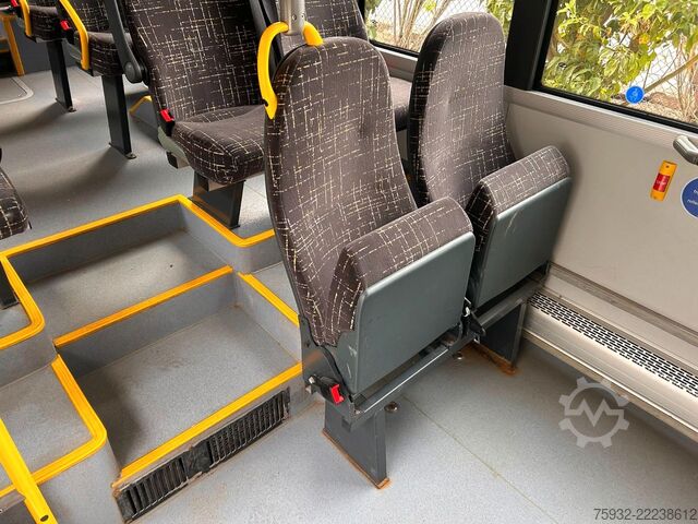 City bus SOLARIS Urbino 8.9  LE MIDI KLIMA  2,4 m GURTE  NEULACK
