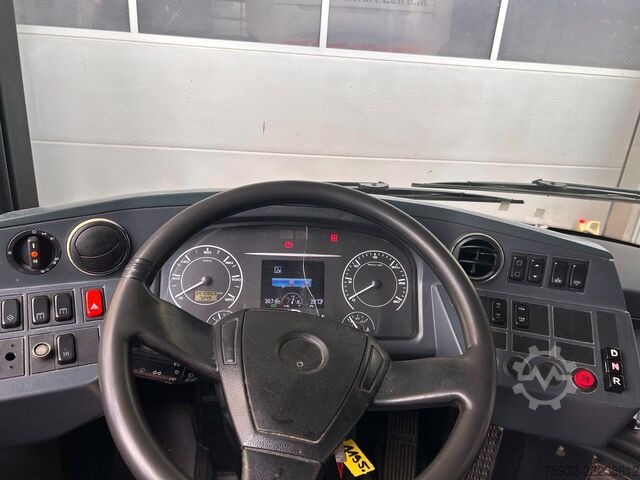 City bus SOLARIS Urbino 8.9  LE MIDI KLIMA  2,4 m GURTE  NEULACK