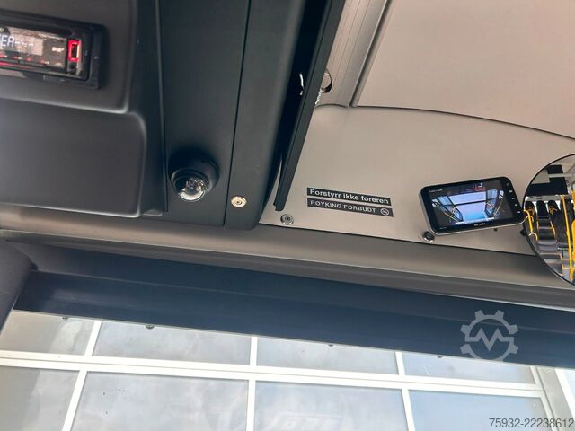 City bus SOLARIS Urbino 8.9  LE MIDI KLIMA  2,4 m GURTE  NEULACK