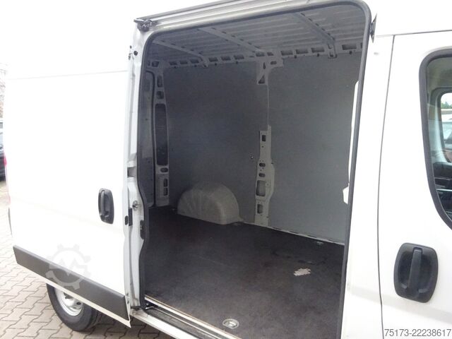 Komercijalno vozilo sa visokim krovom FIAT Ducato Kasten 140PS L2H2 Tempomat DAB+