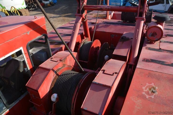 Mobile crane Hitachi KH 230-3