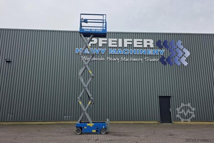 Saxlift Genie GS1932 Electric, Working Height 7.8 m, 227kg Capac