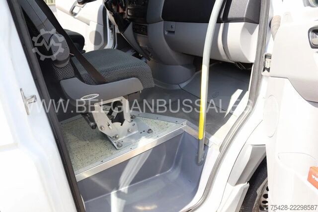 Minibussi Mercedes-Benz Sprinter Transfer 45/ Basic 45 / 7.4m / Manual ...
