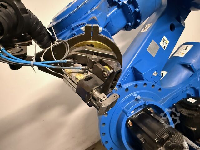 Hệ thống robot (3x) với bộ điều khiển DX200 Yaskawa (2x) MH280 II + (1x) MH50 II